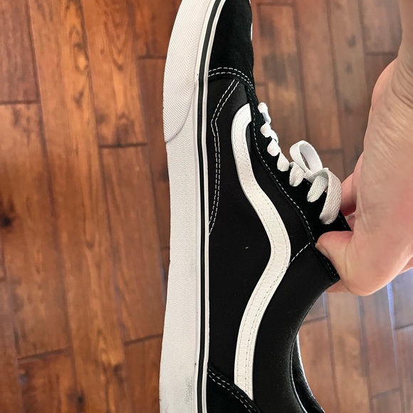 Vans Black and White Old Skool Sneakers - Picture 4 of 4